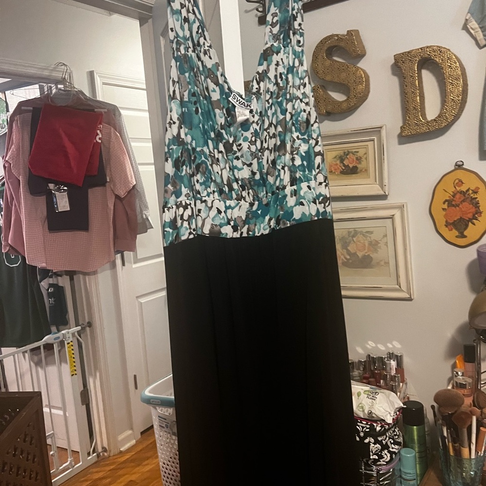 Elegant Black and Teal Dress